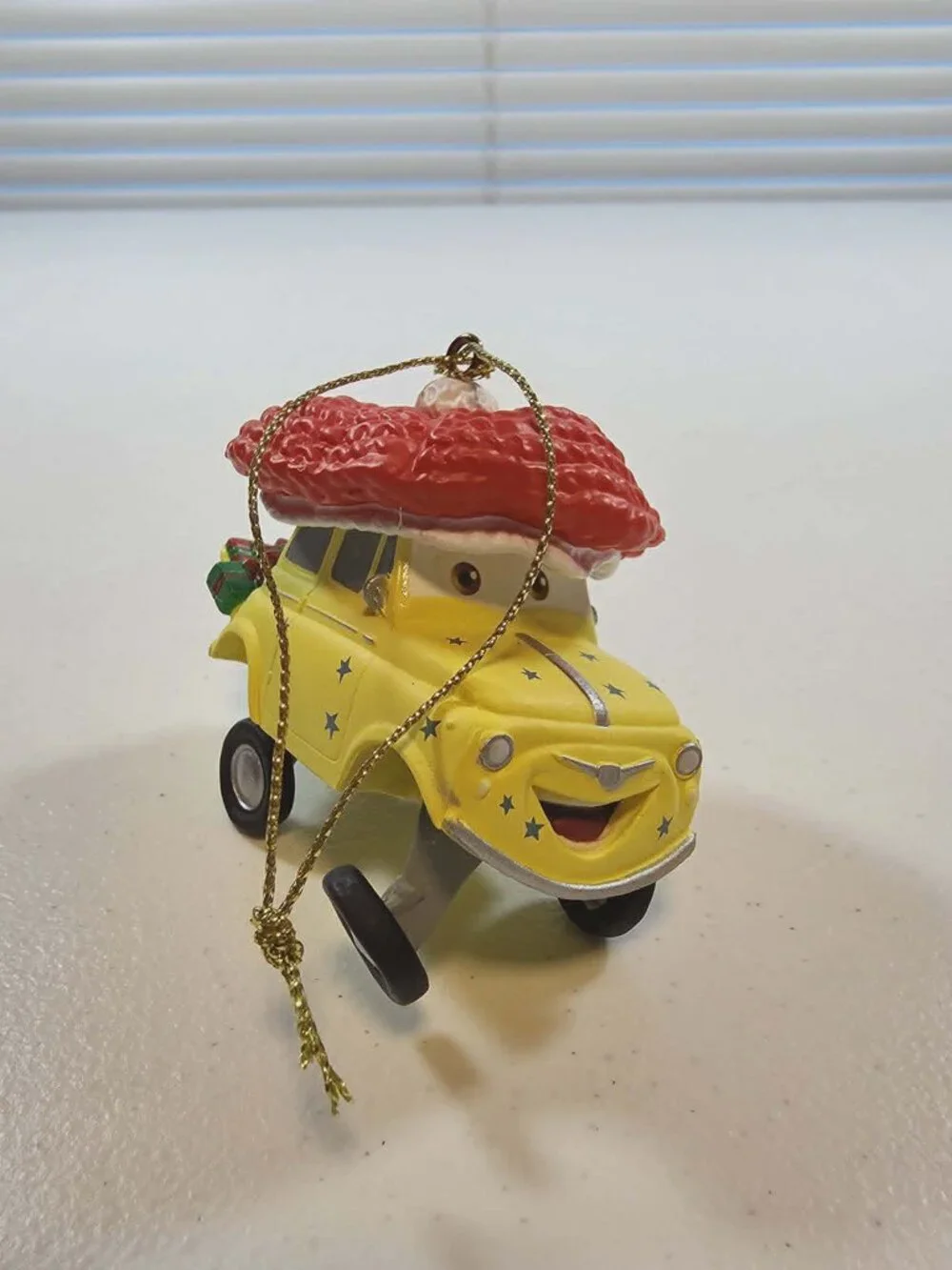 LUIGI CARS 2 PRESIDENTS EDITION CHRISTMAS ORNAMENT DISNEY PIXAR GROILER W/BOX